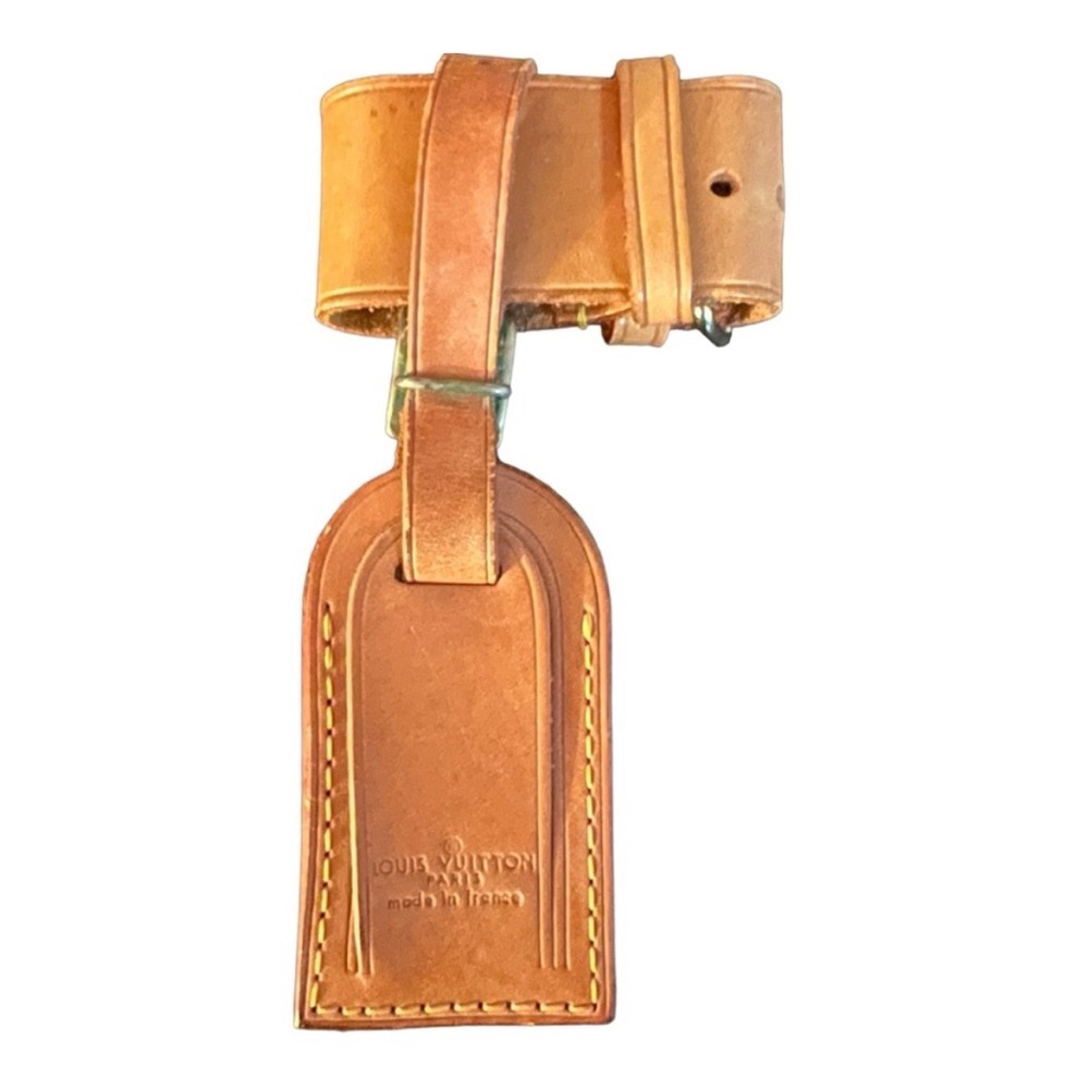 Louis Vuitton leather luggage tagTag